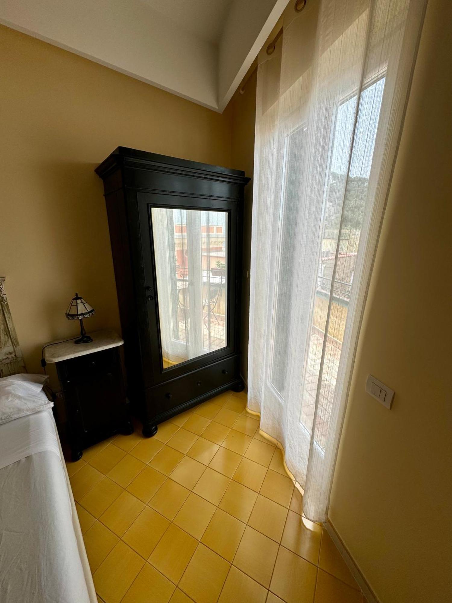 Vesuvio View Bed and Breakfast Vico Equense Exteriör bild
